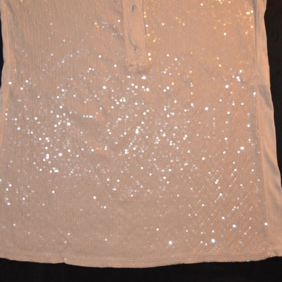 Made in Italy full sequin front nude henley camisole size S - Picture 7 of 15